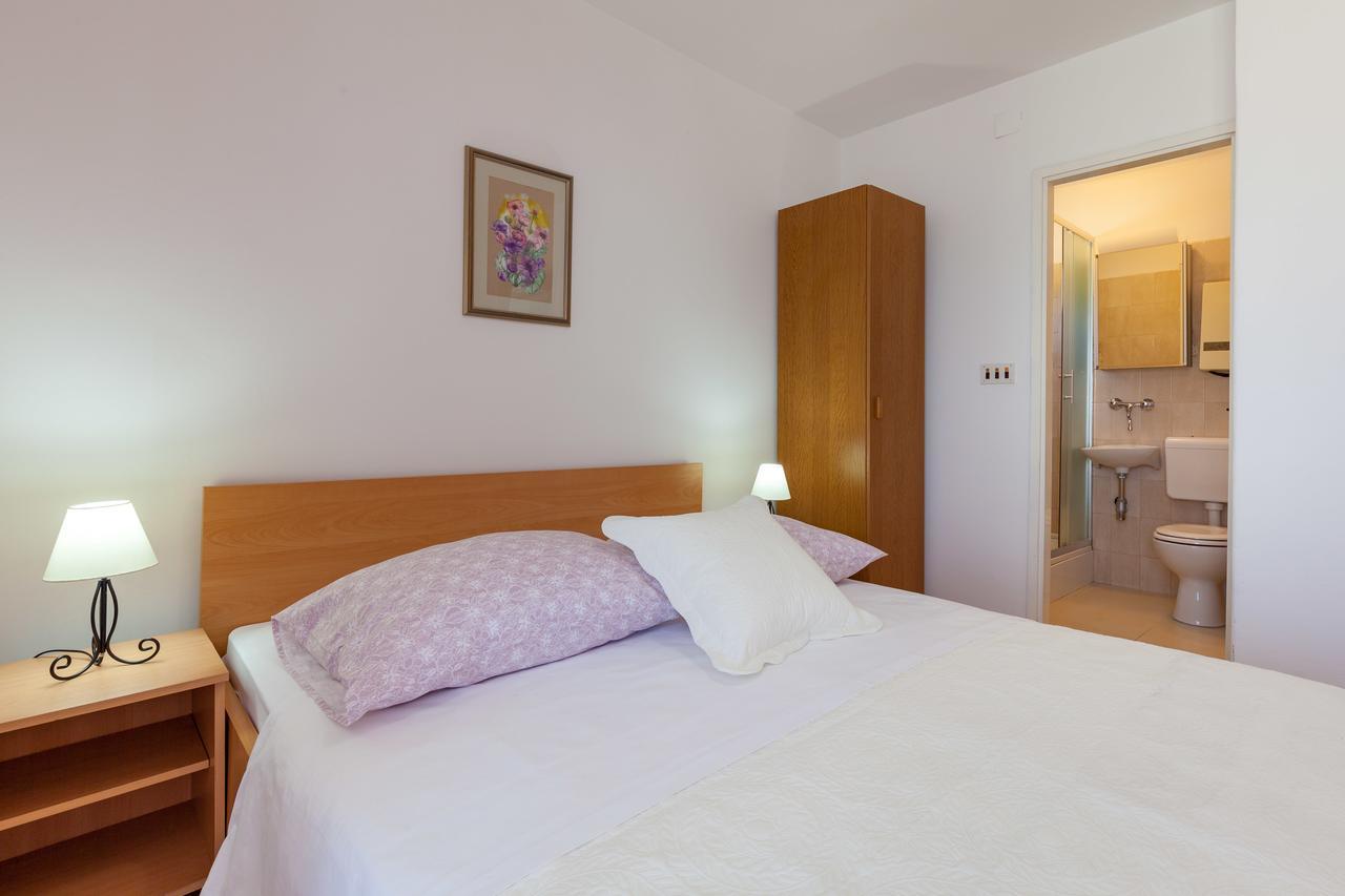 פודסטראנה Rooms Marinac מראה חיצוני תמונה