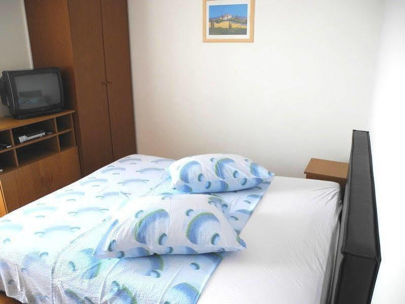 פודסטראנה Rooms Marinac מראה חיצוני תמונה